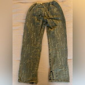 Manière De Voir Size US 8 Distressed Mom Jeans - Ecru